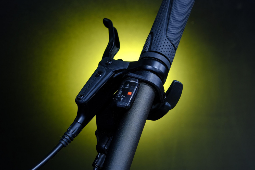 Lorak LX5 HD Матовый Чёрный/Жёлтый рама 21 (на рост 183-190)